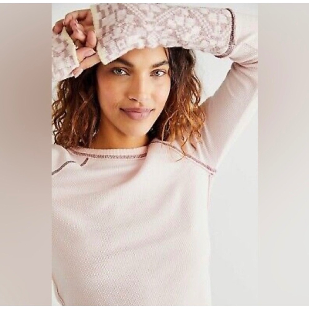 Free People M She's Reversible Cuff Thermal Top in Dreamt Kiss Pink Waffle Knit